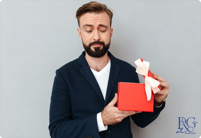 نادیده گرفتن کاربردی بودن هدیه برای مرد